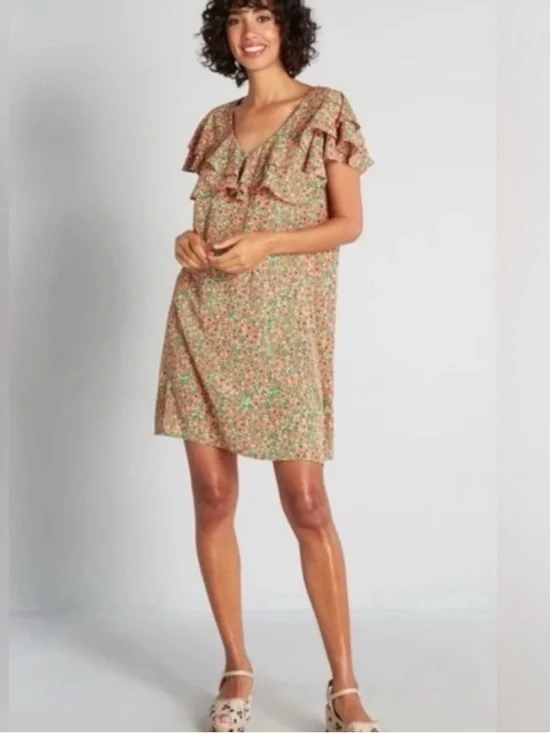 NWT Modcloth Molly Bracken Poised For Poppies Floral Ruffle Short Sleeve Dress - Picture 3 of 16